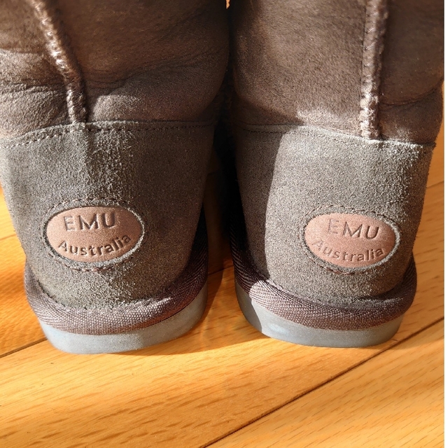 EMU Australia(エミュオーストラリア)のEMU Australia ムートンブーツ ブラウン 24cm レディースの靴/シューズ(ブーツ)の商品写真