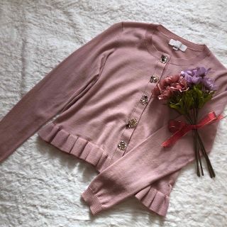 ジルバイジルスチュアート(JILL by JILLSTUART)のJILL ビジューカーディガン　フリル🌸美品(カーディガン)