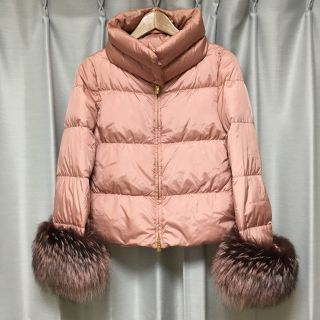 ブルマリンBlumarine ダウンコートジャケットサイズ42