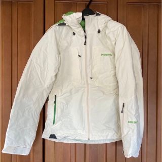 パタゴニア(patagonia)の【未使用品】パタゴニア プリモ ダウン ジャケット　女性 Sサイズ  ホワイト(ダウンジャケット)