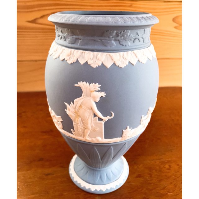 WEDGWOOD  JASPER    花瓶　上品