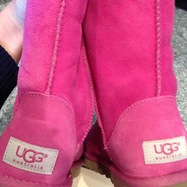 UGG(アグ)のugg♡ピンクブーツ レディースの靴/シューズ(ブーツ)の商品写真