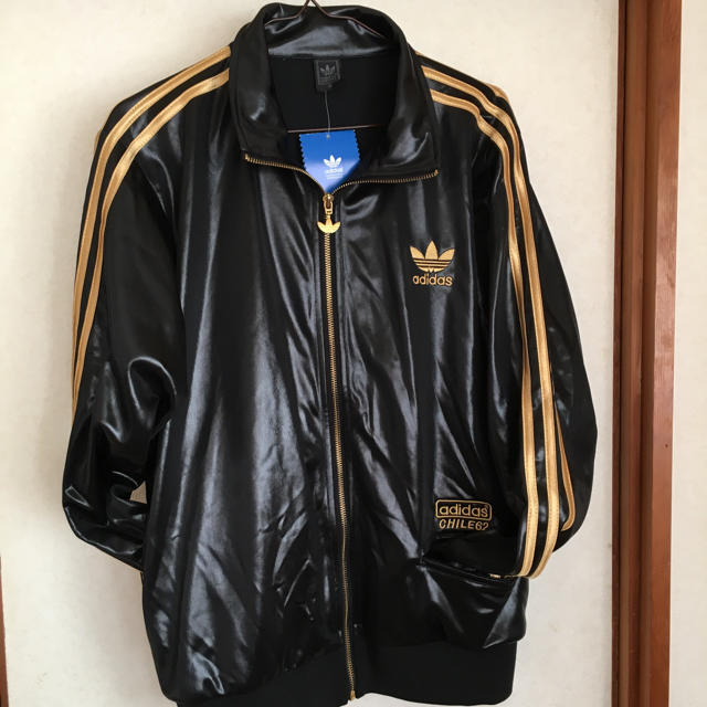 adidas - アディダス adidas オリジナルス 黒x金 セットアップ ジャージ上下 新品の通販 by momoka'ショップ｜アディダスならラクマ