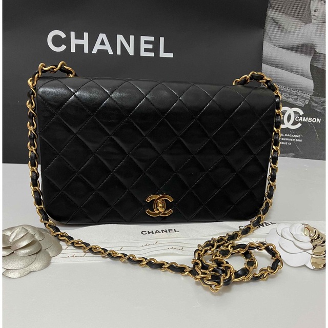 CHANEL(シャネル)の美品★ シャネル マトラッセ チェーンショルダーバッグ フルフラップ 正規品 レディースのバッグ(ショルダーバッグ)の商品写真