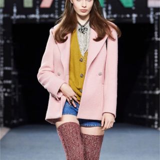 シャネル(CHANEL)のCHANEL 2022/23年秋冬　プレコレクション　ツイードジャケット　34(テーラードジャケット)