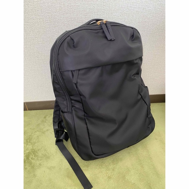 【K＆K様購入用】大容量 10ポケット リュックサック バックパック ブラック レディースのバッグ(リュック/バックパック)の商品写真
