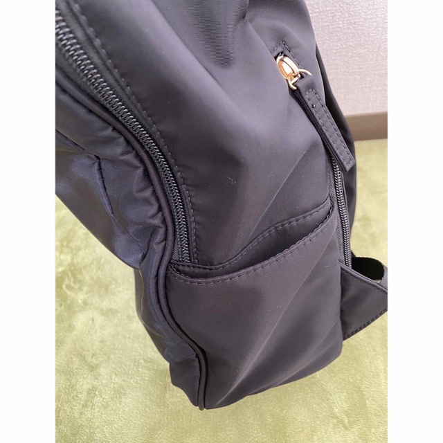 【K＆K様購入用】大容量 10ポケット リュックサック バックパック ブラック レディースのバッグ(リュック/バックパック)の商品写真