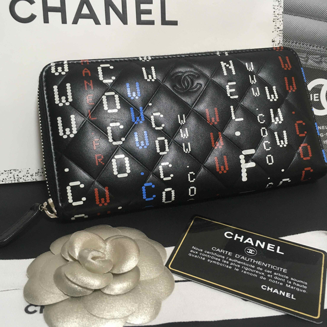 CHANEL(シャネル)の専用♡超美品★ シャネル マトラッセ タイポグラフ 長財布 ブラック 正規品 レディースのファッション小物(財布)の商品写真