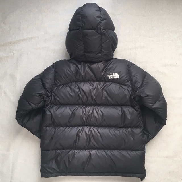 THE NORTH FACE(ザノースフェイス)のノースフェイス ダウン キッズ 140 キッズ/ベビー/マタニティのキッズ服男の子用(90cm~)(ジャケット/上着)の商品写真