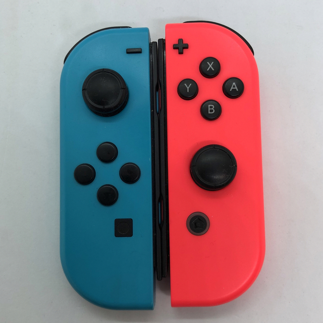 Nintendo Switch(ニンテンドースイッチ)の【8点セット】【ジャンク品】Joy-Con（グレー） エンタメ/ホビーのゲームソフト/ゲーム機本体(その他)の商品写真