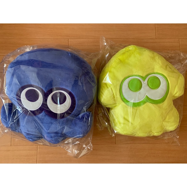 新品！スプラトゥーン　2個セット　クッション　イカ　イエロー　タコ　ブルー