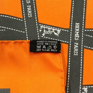 Hermes - エルメス カレ90 スカーフ ボルデュックリボン シルク Hermes - エルメス カレ90 スカーフ ボルデュックリボン シルク