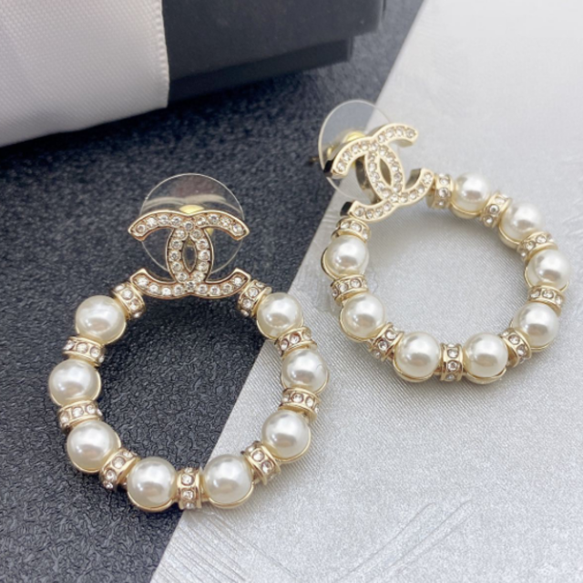 ピアス 人気*CHANELシャネル ピアス♡新品未使用 レディース