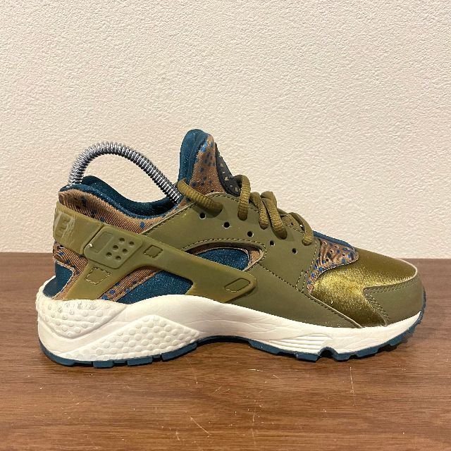 NIKE - NIKE WMNS AIR HUARACHE RUN PRINT ナイキ ハラチの通販 NIKE - NIKE WMNS AIR HUARACHE RUN PRINT ナイキ ハラチの通販