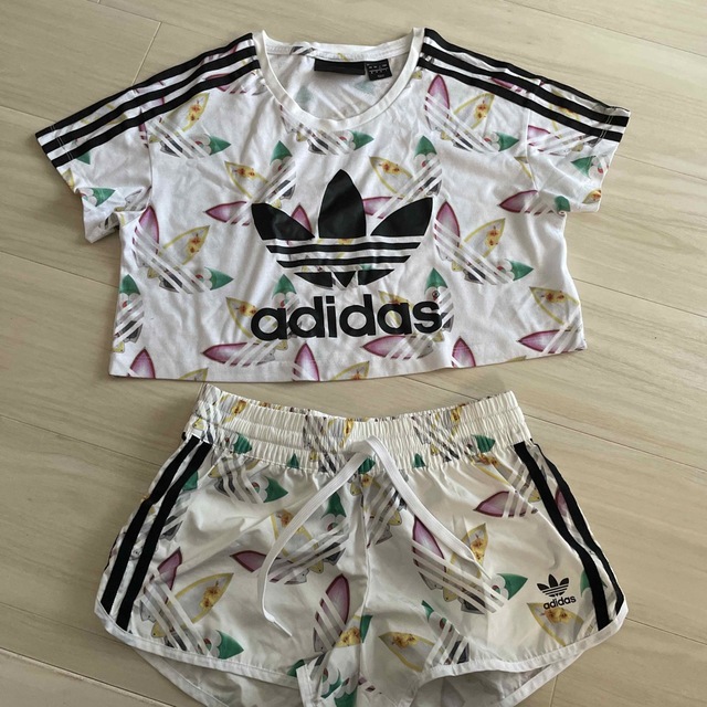 未使用????adidas originalsの水着セットアップ