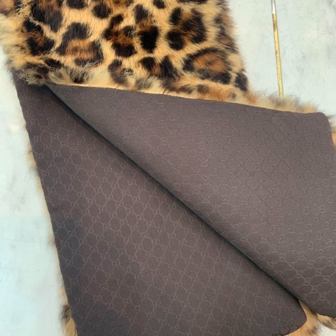 ☆美品☆GUCCI グッチ ラパンファー マフラー レオパード柄 豹柄-