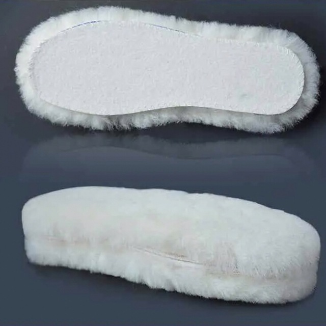 インソール オーストラリア産羊毛100%で防寒冷え性解消　靴の中敷 レディースの靴/シューズ(ブーツ)の商品写真