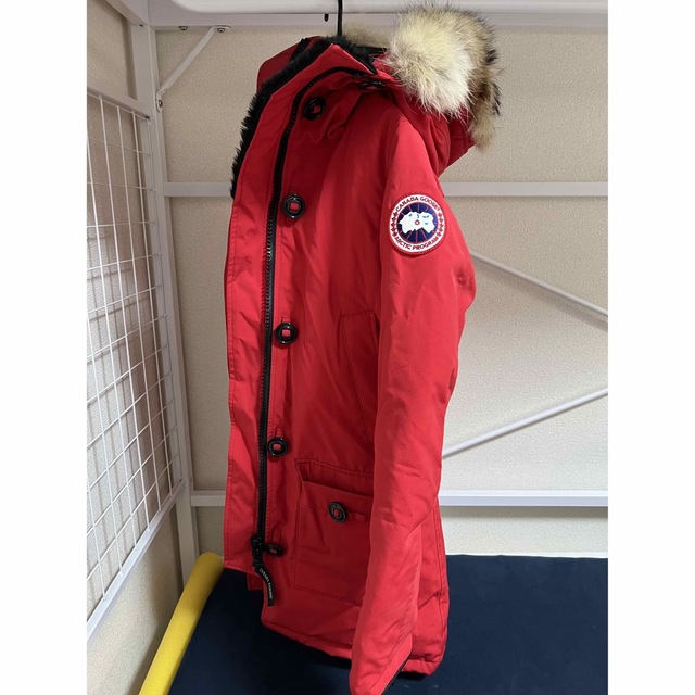 CANADA GOOSE(カナダグース)の【お値下げしました】カナダグース　コート レディースのジャケット/アウター(ダウンジャケット)の商品写真