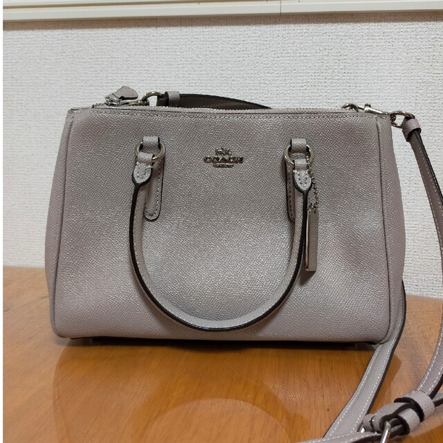 コーチ ショルダーバッグ グレージュ ラベンダー 割引クーポン www