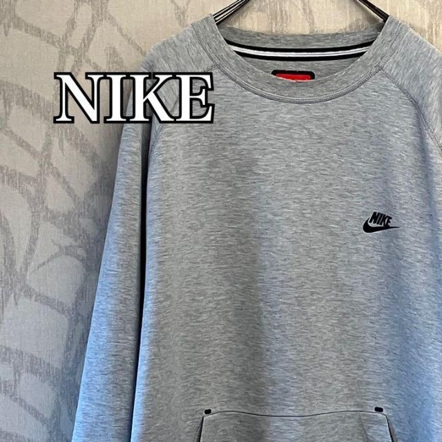 NIKE(ナイキ)の【激レア】ナイキ　スウェット　胸ロゴ　ビッグサイズ　ゆるだぼ　グレー メンズのトップス(スウェット)の商品写真