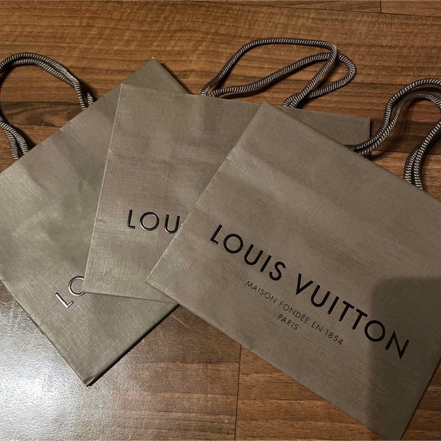 LOUIS VUITTON(ルイヴィトン)のヴィトン紙袋 レディースのバッグ(ショップ袋)の商品写真