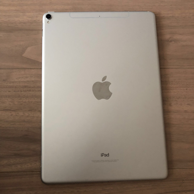 iPad(アイパッド)のApple iPad Pro10.5 512GB A1709 ジャンク品 スマホ/家電/カメラのPC/タブレット(タブレット)の商品写真