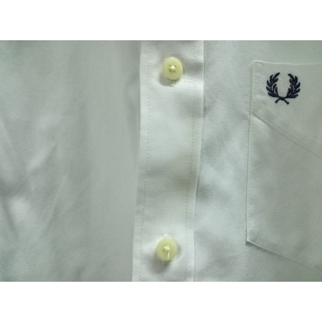 FRED PERRY(フレッドペリー)のFRED PERRY フレッドペリー Yシャツ ボタンダウン メンズ XS 白 メンズのトップス(シャツ)の商品写真