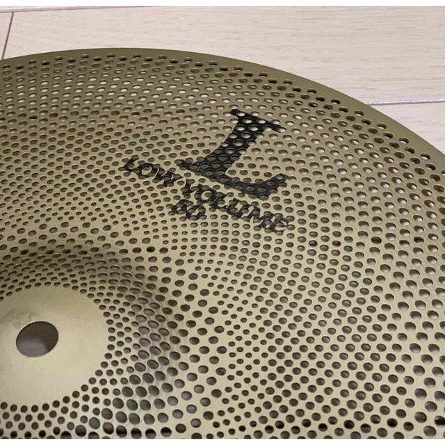 Zildjian Low Volume  LV468 14HH/16C/18CR 楽器のドラム(シンバル)の商品写真