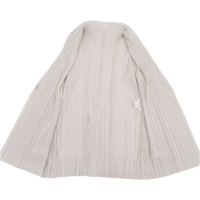 美品 プリーツプリーズ イッセイミヤケ PLEATS PLEASE ジャケット プリーツ 無地 アウター レディース 3(L相当) ライトベージュ