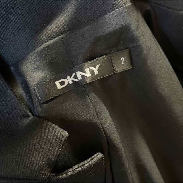 DKNY(ダナキャランニューヨーク)のDKNY ダナキャランニューヨークジャケット フロントファスナー 黒 レディース レディースのジャケット/アウター(その他)の商品写真