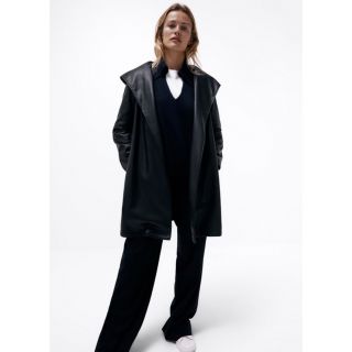 ザラ(ZARA)のZARA フェイクレザー　 フード付き　 コート　 XSサイズ (その他)