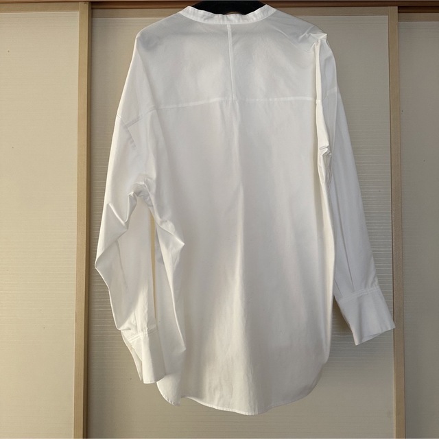 ROPE’(ロペ)の【汚れあり】ROPE バンドカラーシャツ ホワイト レディースのトップス(シャツ/ブラウス(長袖/七分))の商品写真
