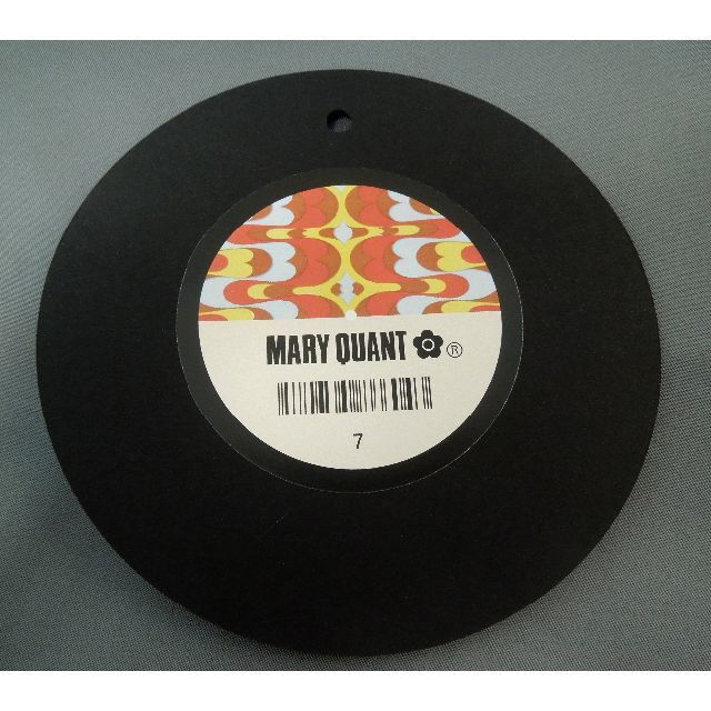 MARY QUANT(マリークワント)の美術館グッズ　布製缶バッジ　７（マリー・クワント） エンタメ/ホビーの美術品/アンティーク(その他)の商品写真