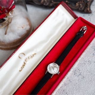 オメガ(OMEGA)の箱付き 美品✨オメガ カットガラス 純正尾錠 ベルト2本✨ロレックス カルティエ(腕時計)