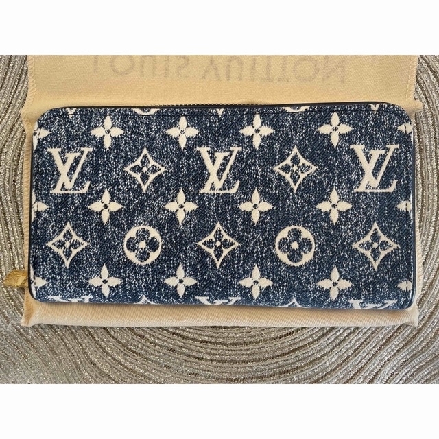 LOUIS VUITTON - 【完売品】ルイヴィトン　マリーヌ　ジッピーウォレット