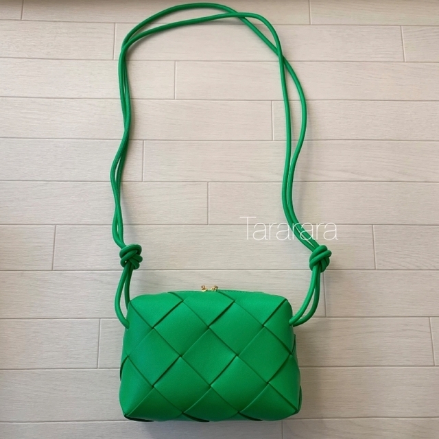 ●leather largeBraided バック GREEN● レディースのバッグ(ショルダーバッグ)の商品写真