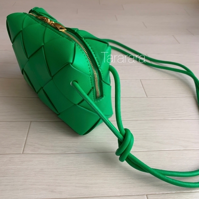 ●leather largeBraided バック GREEN● レディースのバッグ(ショルダーバッグ)の商品写真