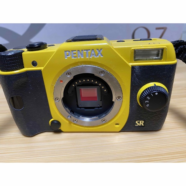 PENTAXデジタル一眼 Q7 イエロー ズームレンズキット 4