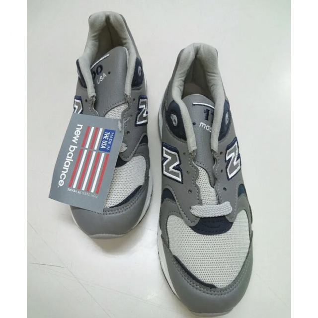 独創的 新品 - Balance New new USA製 23.5センチ M1700GRA balance