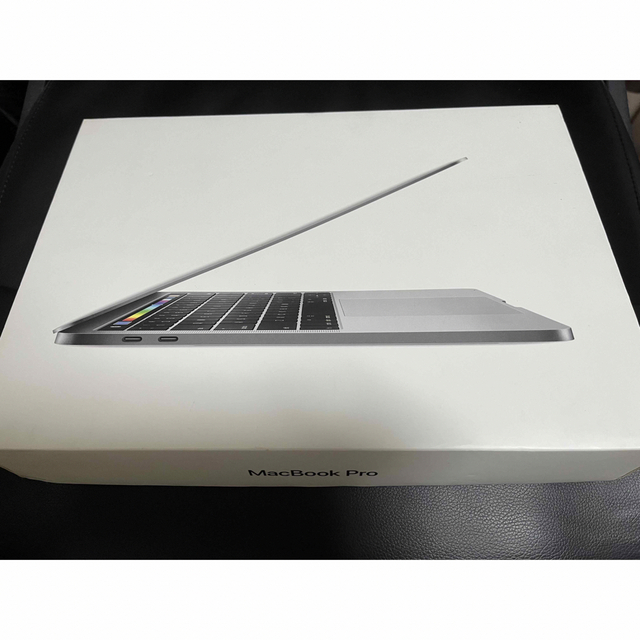 APPLE MacBook Pro MNQF2J/A Core i5 8,192