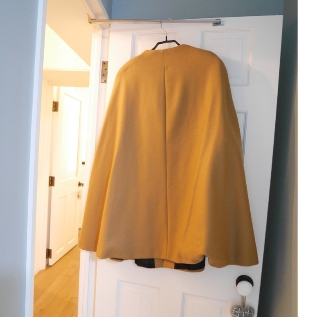 【完売品】ZARA ウール ポンチョコート 金ボタン ZARA - ZARA ポンチョコート ケープコート ザラの通販 by みい's