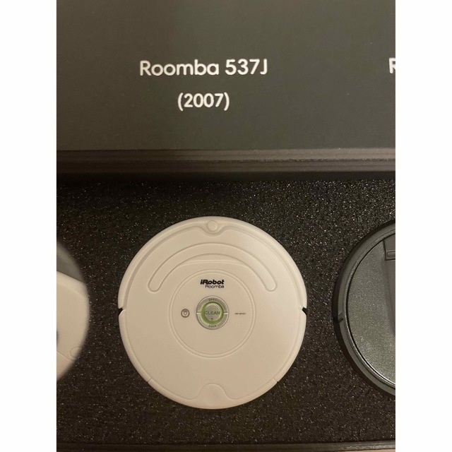 iRobot(アイロボット)のi Robot 30YEARS Roomba ルンバ　ガシャポン5種 エンタメ/ホビーのフィギュア(その他)の商品写真