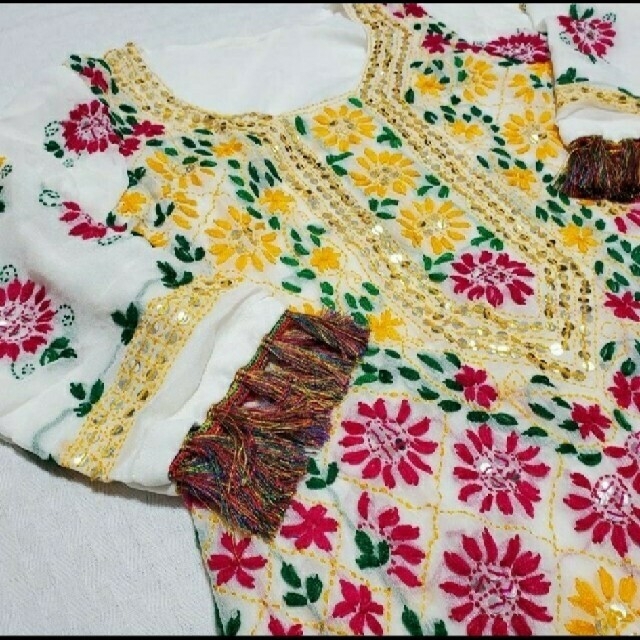 パキスタン 刺繍パーティードレス 新品