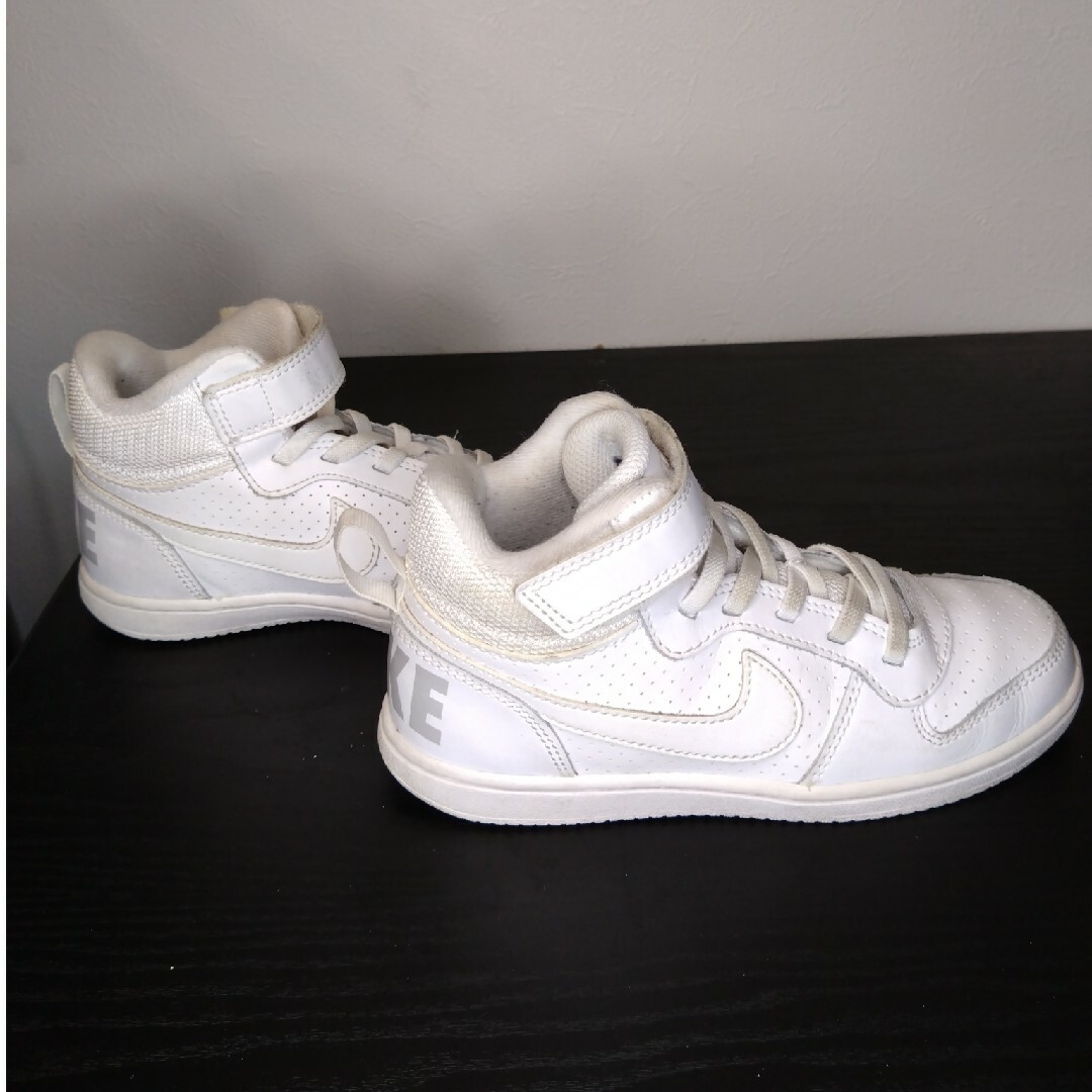 NIKE - NIKE スニーカー ハイカット キッズ ダンス シューズ 白