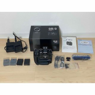 OLYMPUS ミラーレス一眼カメラ OM-D E-M1X 中古美品(ミラーレス一眼)