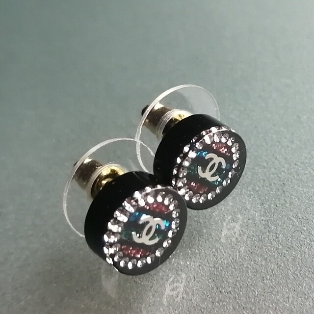 CHANEL　ピアス　宇宙シリーズ　17K