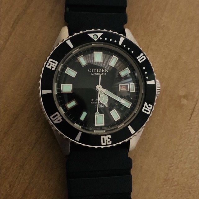更に値下げ 美品!シチズン チャレンジダイバー 赤カレンダー citizen