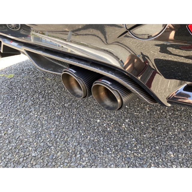 BMW F82 Akrapovic evolution system