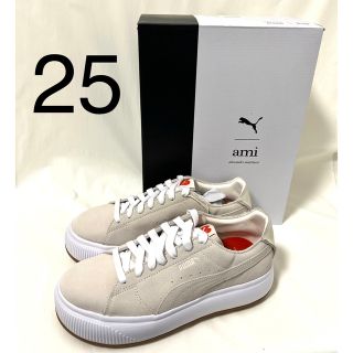 プーマ(PUMA)の25 puma ami  スニーカー スエード マユ プーマ アミ ホワイト(スニーカー)