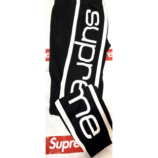Supreme - Supreme Big Logo Paneled Sweatpantの通販 by タケ's shop ...